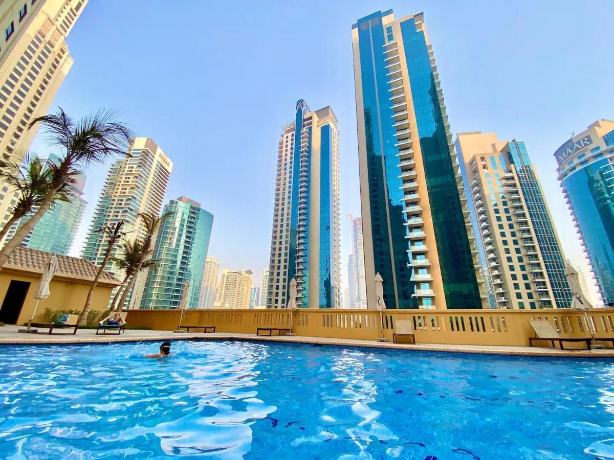 Lunar Cozy Hostel - Jbr Dubai Bagian luar foto