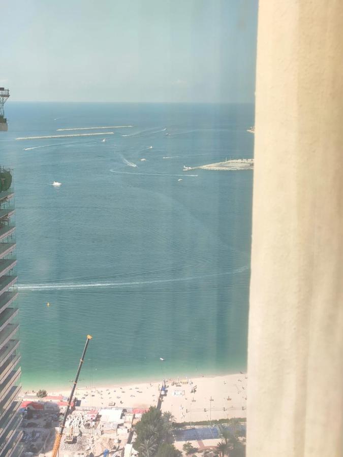 Lunar Cozy Hostel - Jbr Dubai Bagian luar foto