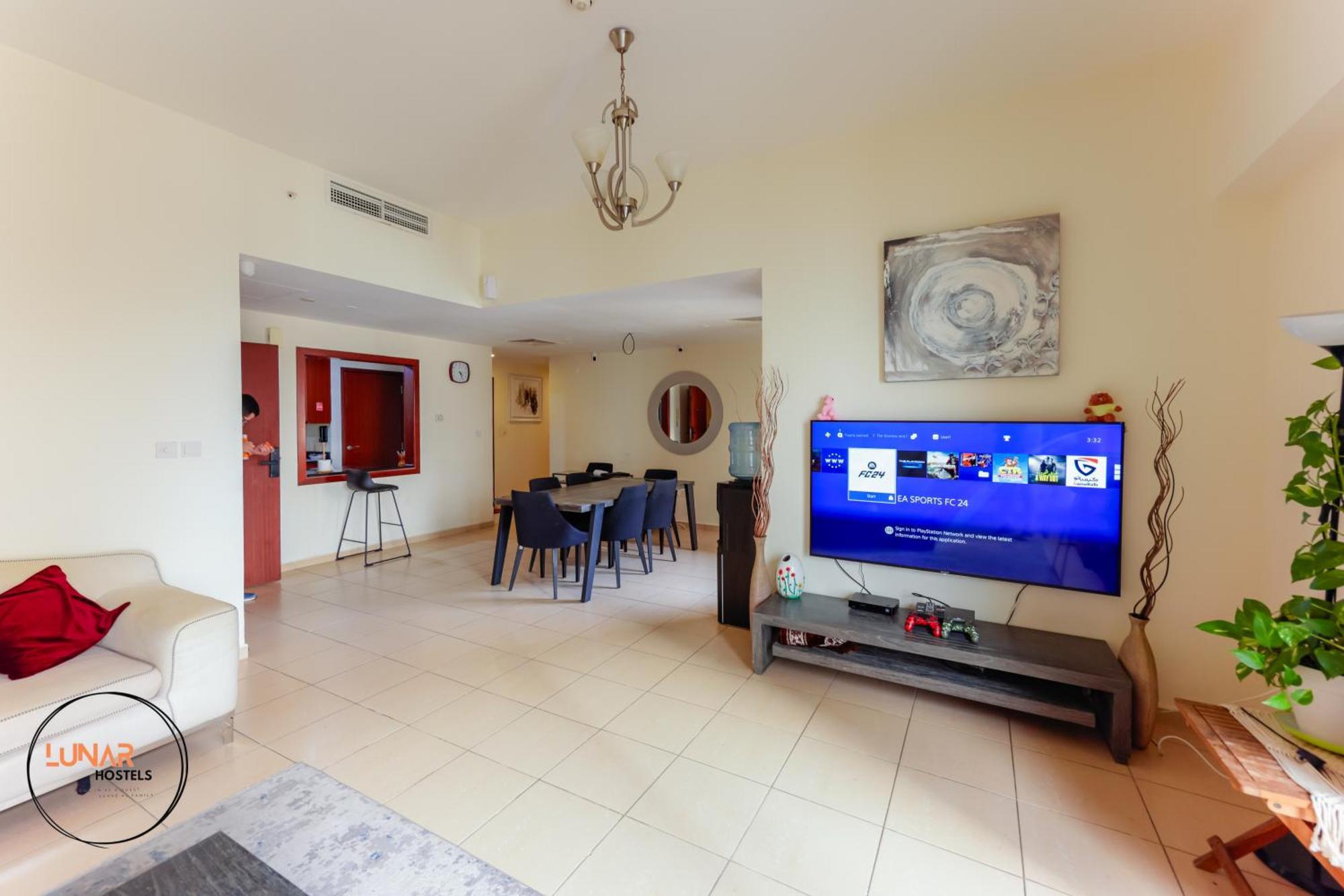 Lunar Cozy Hostel - Jbr Dubai Bagian luar foto