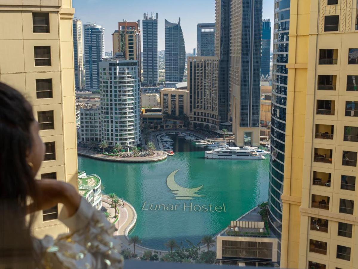 Lunar Cozy Hostel - Jbr Dubai Bagian luar foto